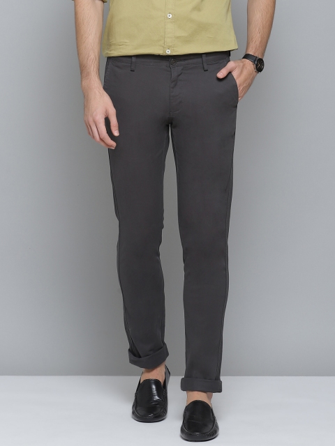 

Indian Terrain Men Charcoal Grey Solid Slim Fit Chino Trousers