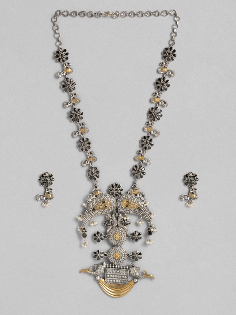 

MIDASKART Women Silver & Gold-Toned Kundan Studded Necklace with Earrings