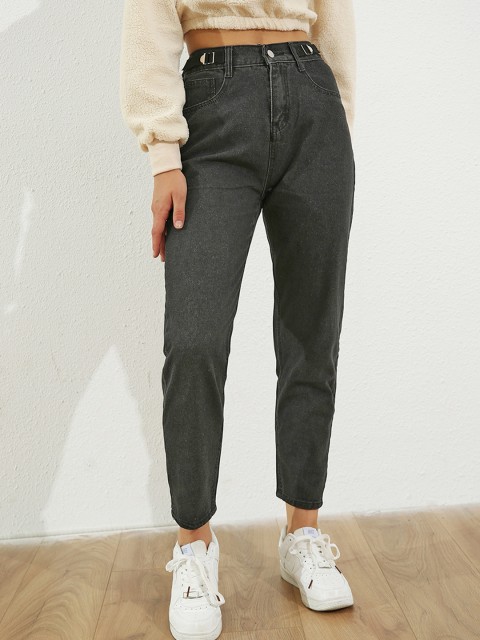 

URBANIC Women Cotton Black Straight Fit Waist Tab High-Rise Cropped Jeans
