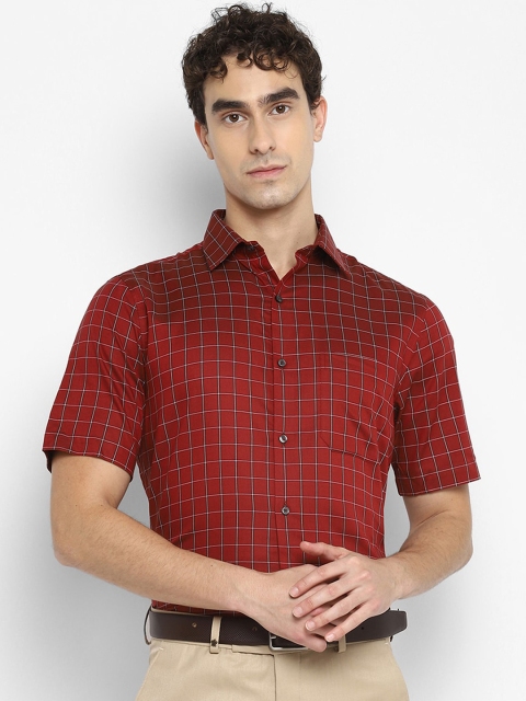 

Turtle Men Red Opaque Checked Formal Shirt
