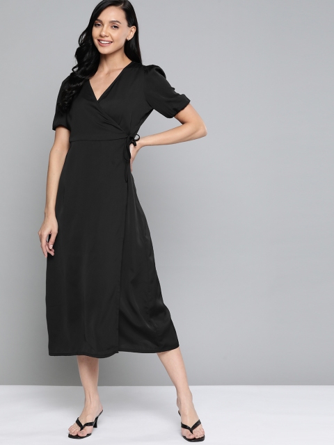 

Mast & Harbour Black Solid Midi Wrap Dress