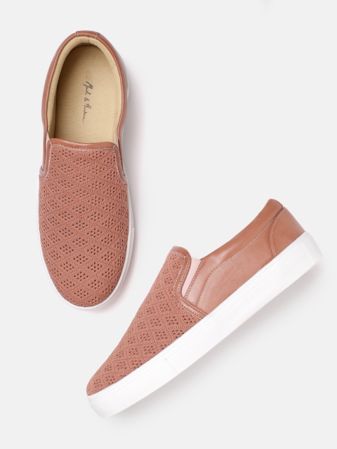

Mast & Harbour Women Dusty Pink Woven Design Slip-Ons