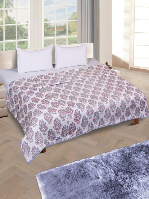 

ROMEE Off White & Blue Ethnic Motifs Cotton AC Room 300 GSM Reversible Double Bed Dohar
