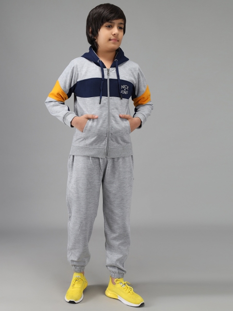 

Nick and Jones Boys Grey Melange & Navy Blue Colourblocked Tracksuit