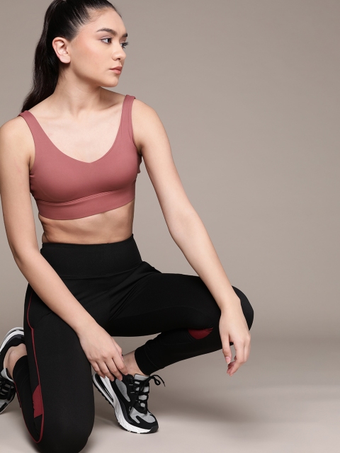 

URBANIC Women Mauve Lightly Padded Sports Bra
