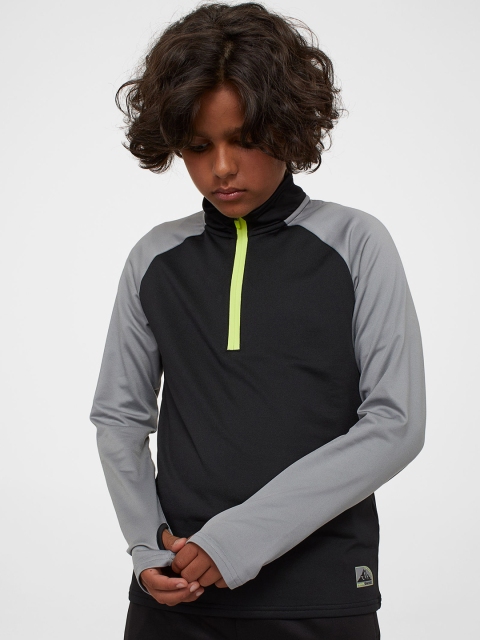 

H&M Boys Black Fleece Sports Top