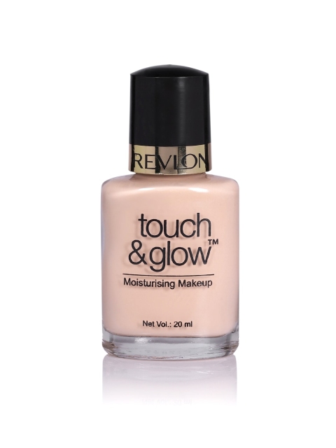 

Revlon Touch & Glow Moisturizing Liquid Make Up - Ivory Mist, Beige