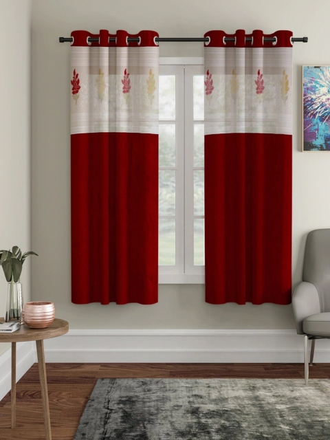 

Molly & Michel Maroon & Off White Set of 2 Ethnic Motifs Window Curtains