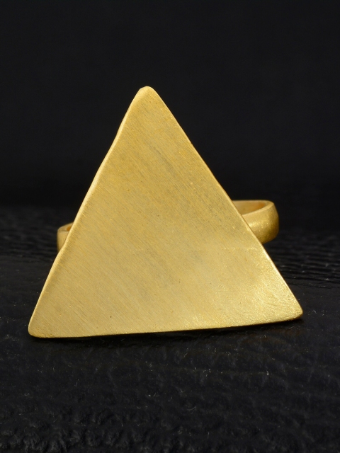 

Silgo Women Gold-Plated Plain Solitaire Finger Ring