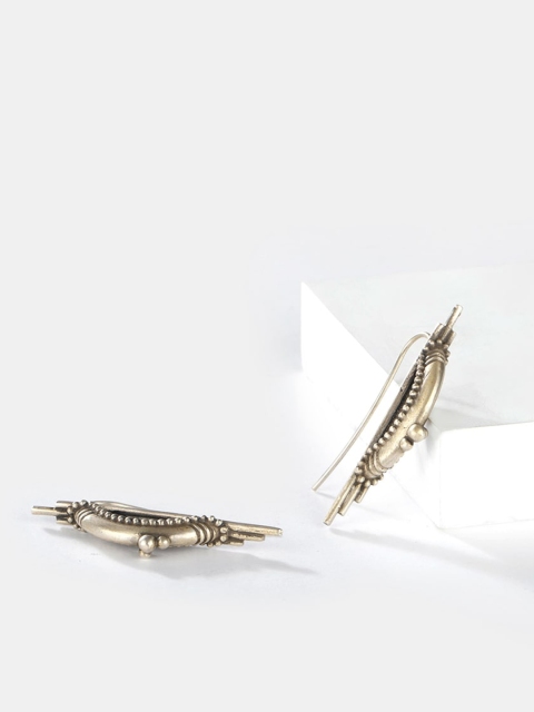

SHAYA Woman Silver-Toned Contemporary 925 Silver Drop Earrings