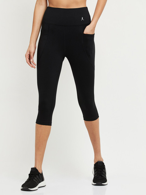 

max Women Black Solid Three-Fourth Length Tights