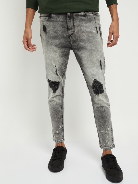 

max Men Grey Mildly Distressed Heavy Fade Jeans
