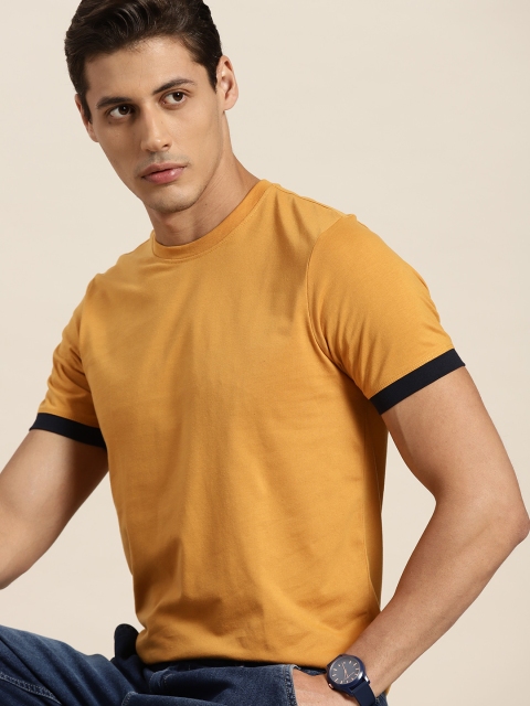 

INVICTUS Men Mustard Yellow Solid T-shirt