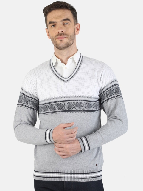

Monte Carlo Men Grey & White Geometric Printed Cotton Pullover Sweater