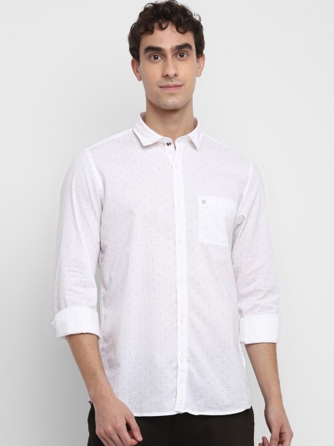 

Turtle Men White Slim Fit Opaque Printed Casual Shirt