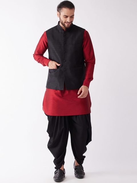 

VASTRAMAY Men Maroon & Black Layered Kurta with Patiala