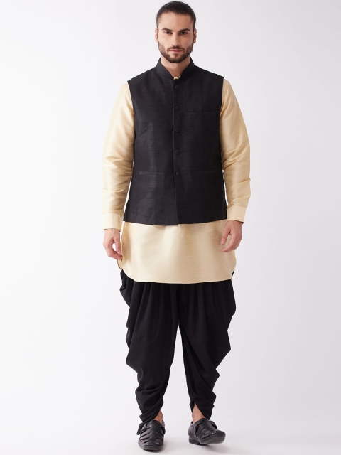 

VASTRAMAY Men Gold-Toned Layered Kurta with Patiala