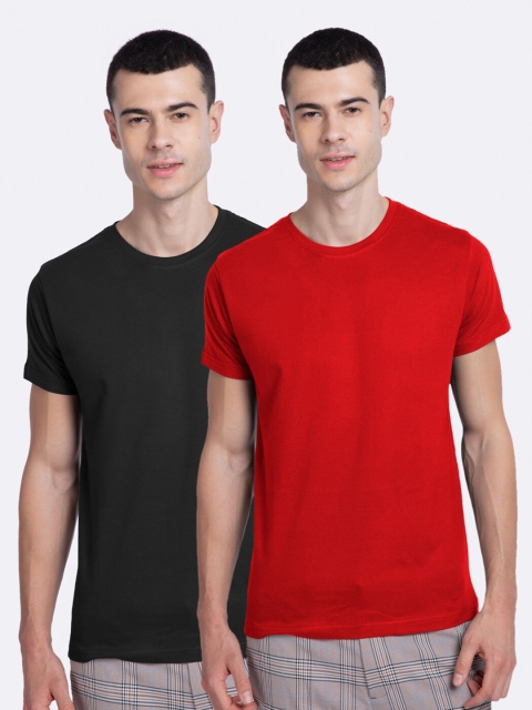 

Bewakoof Men Black Pockets T-shirt