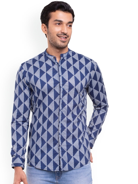 

Bewakoof Men Blue Opaque Printed Casual Shirt