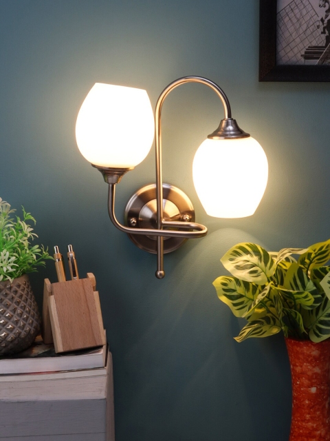 

ceradeco Silver-Toned & White Frustum Contemporary Wall Lamp