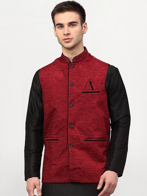 

Jompers Men Maroon Woven Design Waistcoat