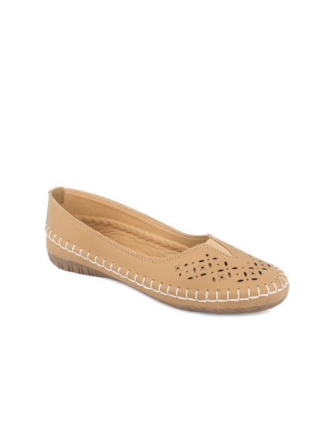 

DESI COLOUR Women Beige Ballerinas with Laser Cuts