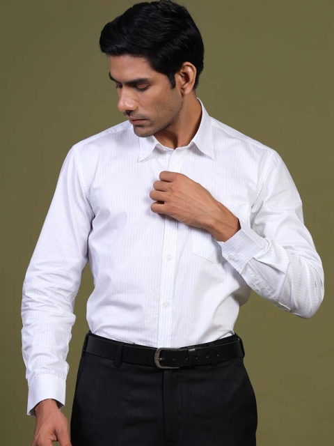 

Tistabene Men White Opaque Casual Shirt