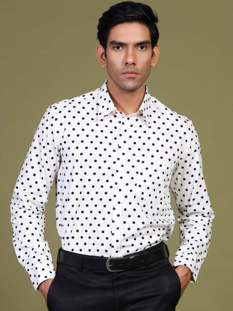 

Tistabene Men White Opaque Printed Casual Shirt