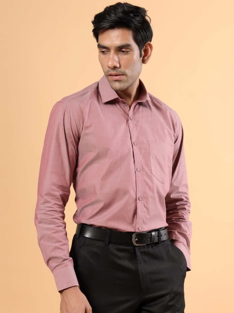 

Tistabene Men Pink Opaque Casual Shirt