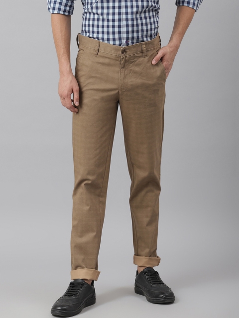 

Richlook Men Beige Cotton Smart Chinos Trousers