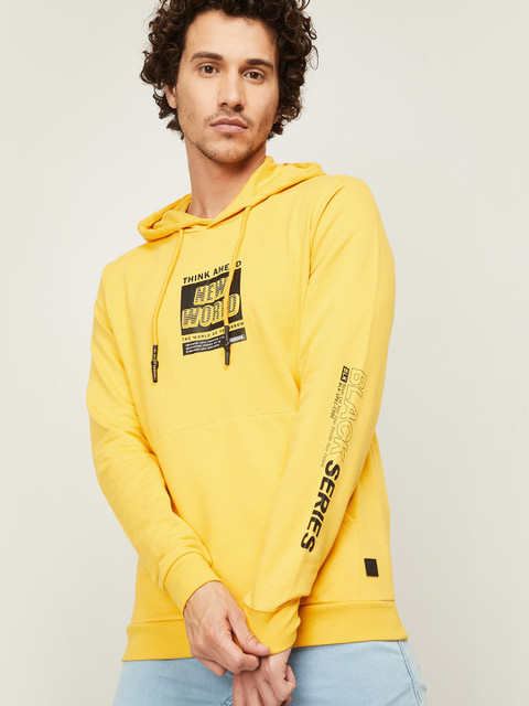 

Bossini Men Yellow Printed Hooded Sweatshirt
