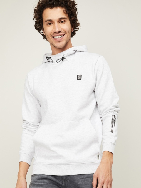 

Forca Men White Solid Hooded Sweatshirt