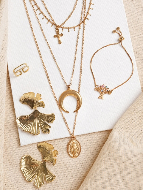 

JOKER & WITCH Gold-Toned & White Stone-Studded Matira Flora Jewellery Set