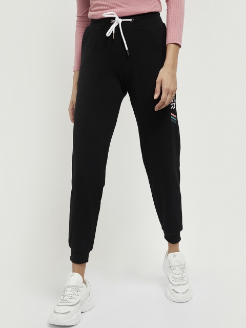 

max Women Black Solid Pure Cotton Joggers