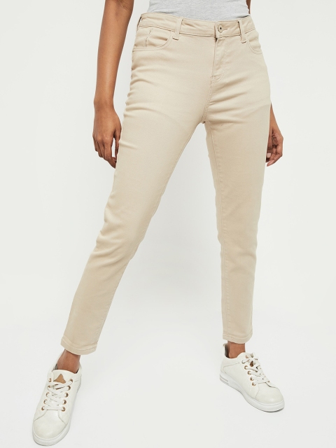 

max Women Beige Trousers
