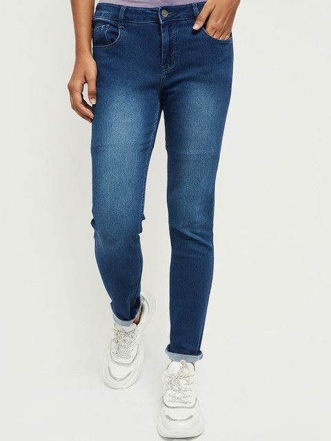 

max Women Blue Mildly Distressed Slim Fit Non Stretchable Jeans