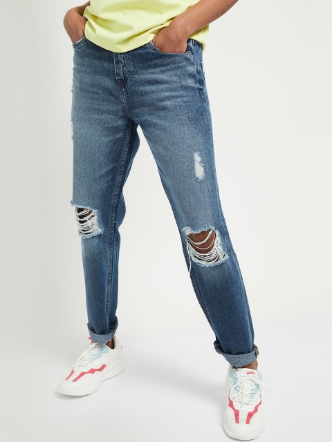 

max Women Blue Slim Fit Highly Distressed Light Fade Jeans