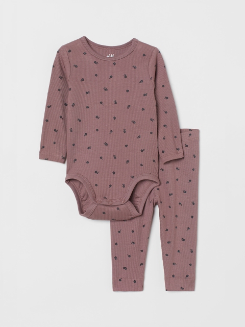 

H&M Girls Pink Ribbed Cotton Bodysuit set
