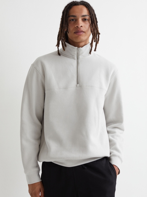 

H&M Men Grey Solid Relaxed Fit Sweatshirt