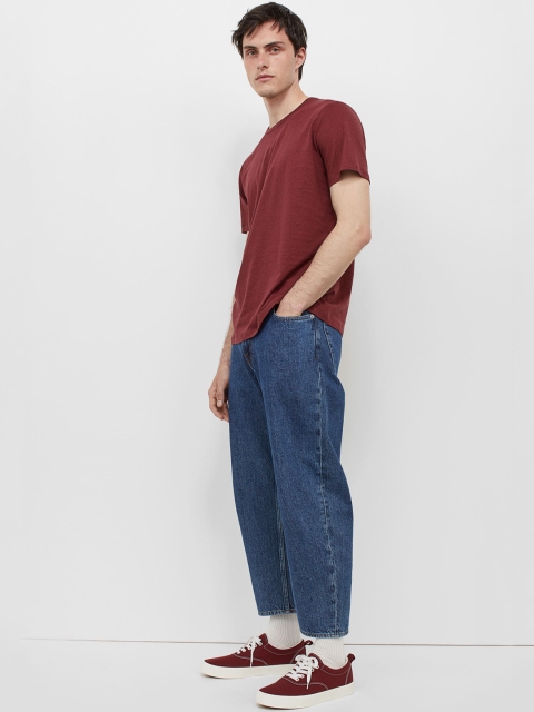 

H&M Men Red Solid Linen-Blend T-shirt