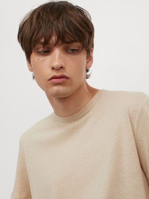 

H&M Men Beige Linen-Blend T-shirt