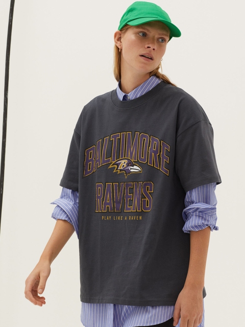 

HM Women Grey Oversized Printed Pure Cotton T-shirt