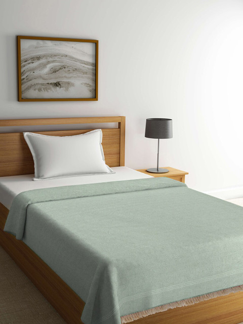 

KLOTTHE Green AC Room 300 GSM Single Bed Dohar