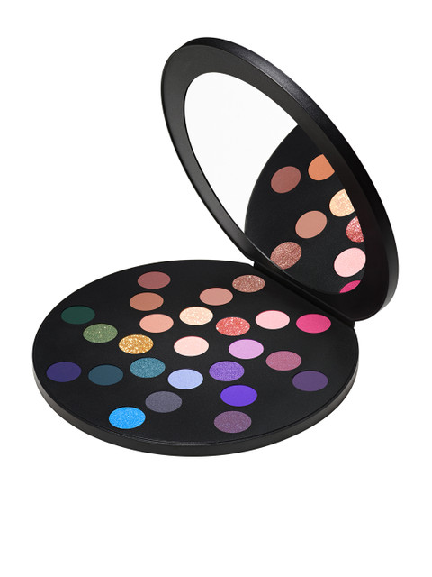 

M.A.C Size of the Prize Limited-Edition Eyeshadow Palette, Multi