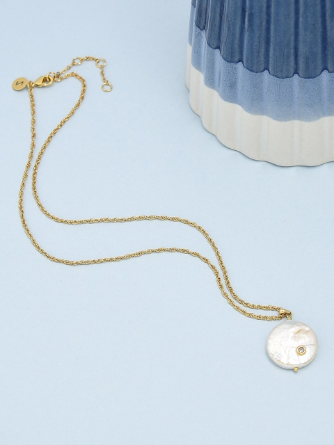 

Accessorize Women Gold-Toned & White Brass Necklace