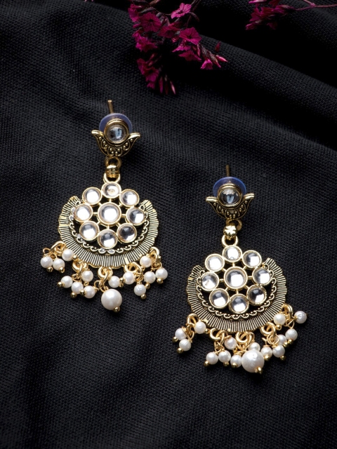 

MORKANTH JEWELLERY White & Gold Plated Floral Kundan Studded Chandbalis Earrings