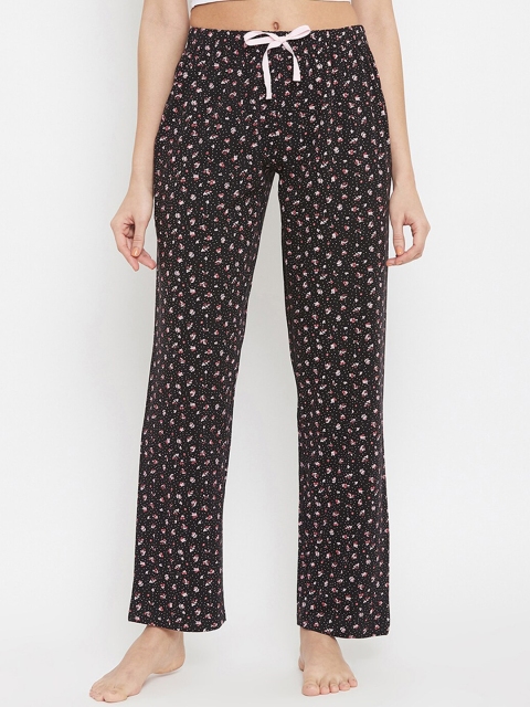 

Clovia Women Black & Pink Floral Printed Cotton Lounge Pants