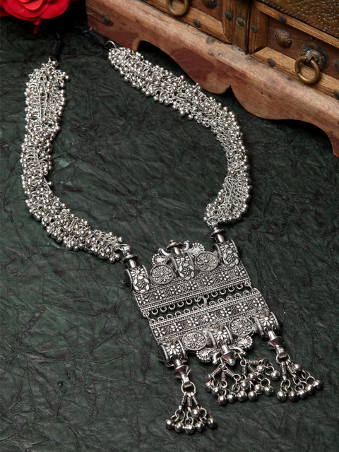 

Moedbuille Women Silver-Toned & Plated Filigree Work Oxidised Handcrafted Necklace