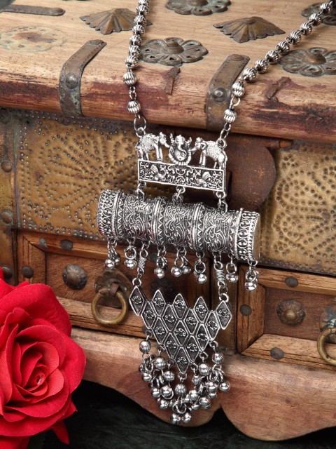 

Moedbuille Women Silver-Toned & Black Brass Oxidised Necklace