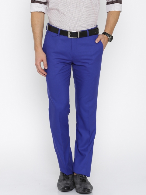 

INVICTUS Men Blue Slim Fit Flat-Front Trousers